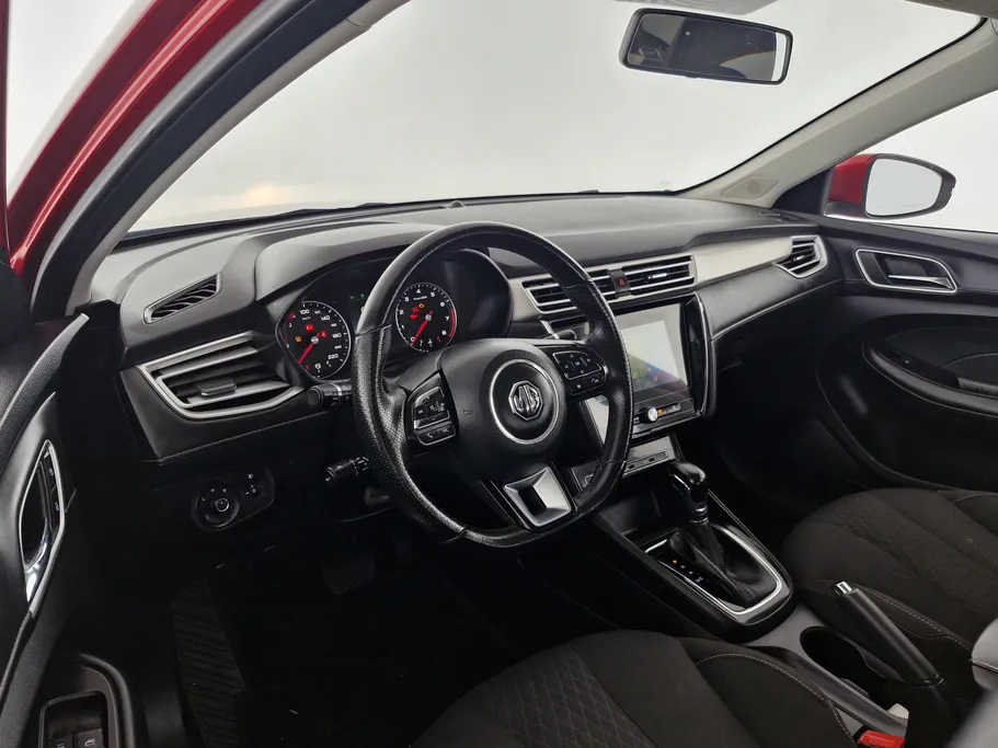 2022 ام جي 5 COM 