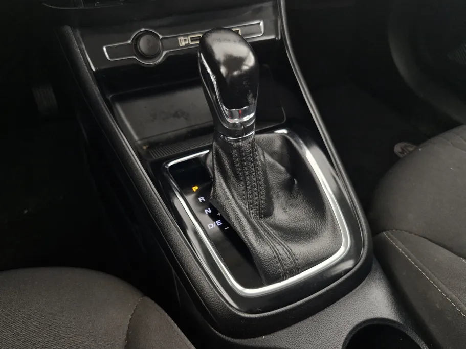 2022 ام جي 5 COM 