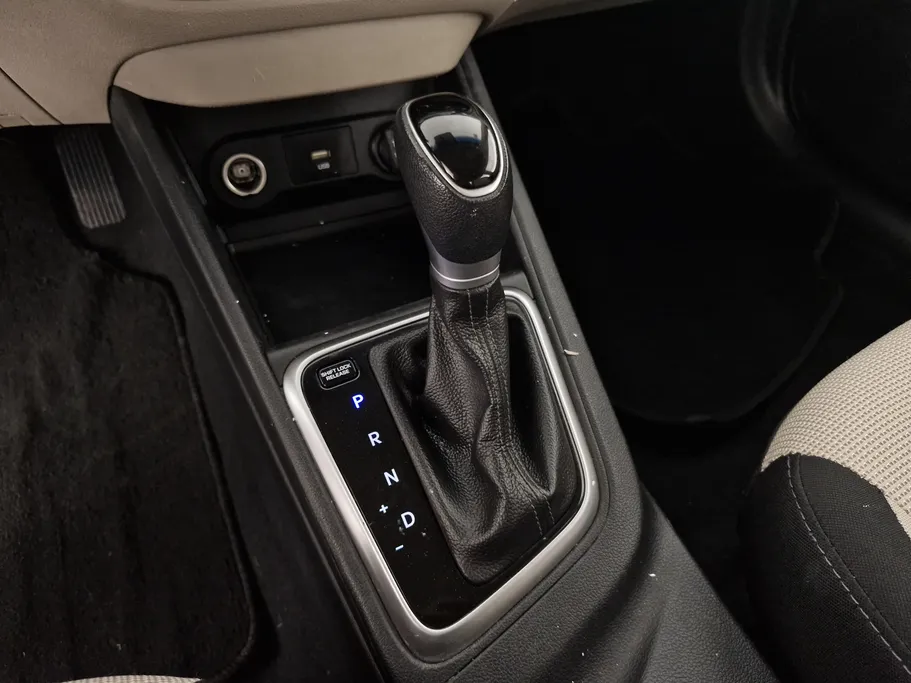 هيونداي اكسنت سمارت 2023 