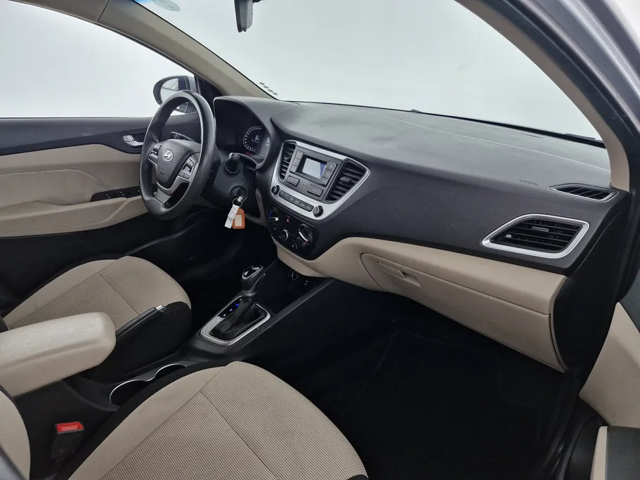 هيونداي اكسنت سمارت 2023 