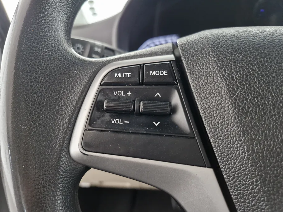 هيونداي اكسنت سمارت 2023 