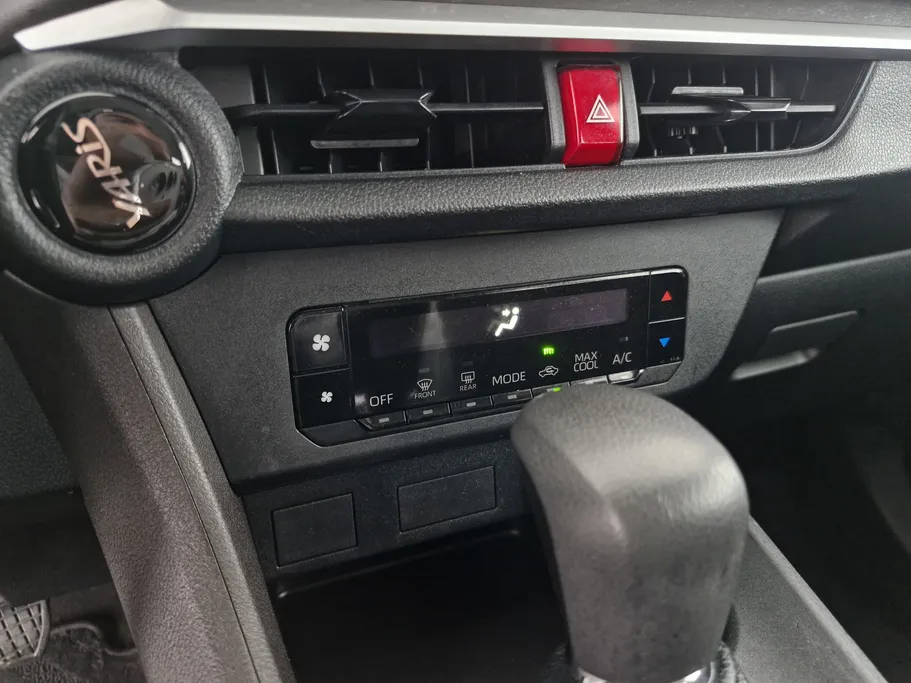 تويوتا يارس Y 2023 