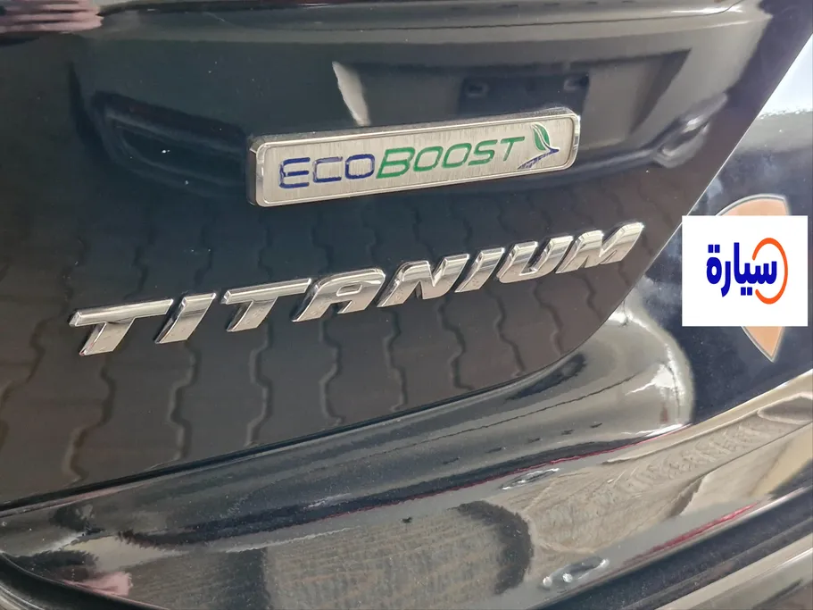 2023 Ford Taurus Titanium 