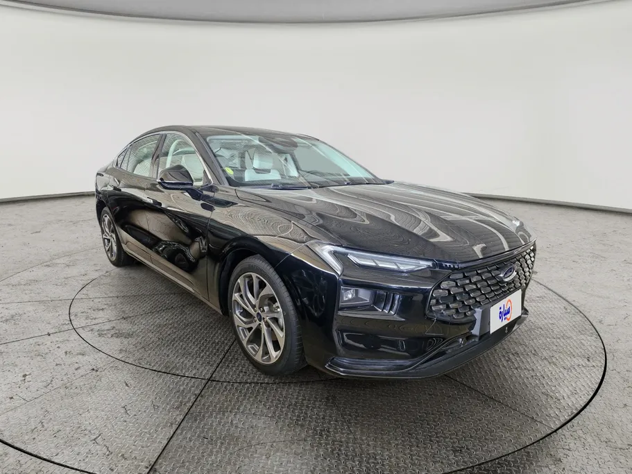 2023 Ford Taurus Titanium 