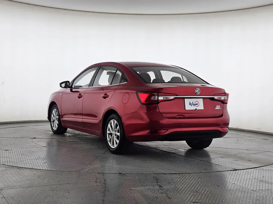 ام جي 5 COM 2022 