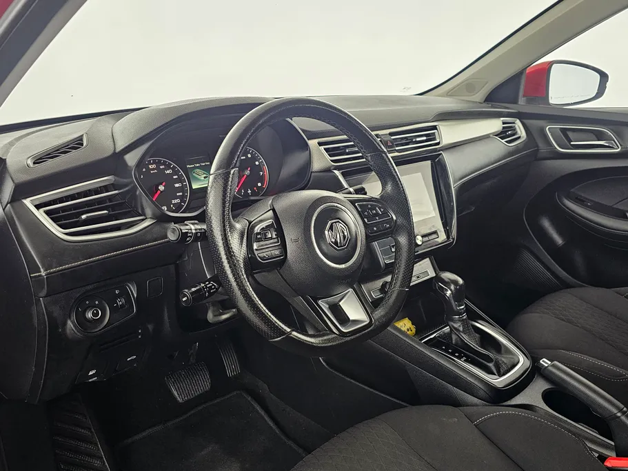 ام جي 5 COM 2022 