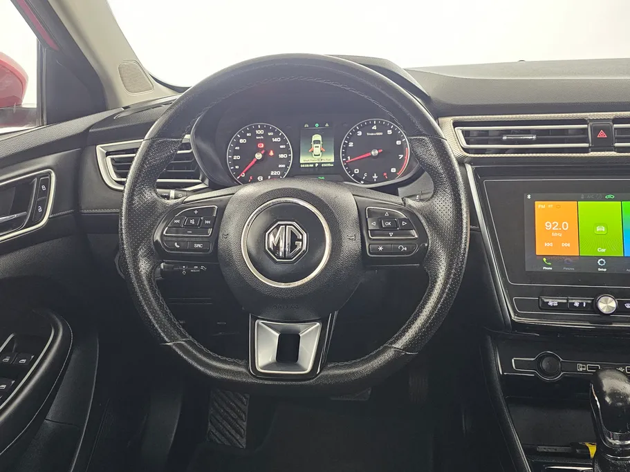 ام جي 5 COM 2022 