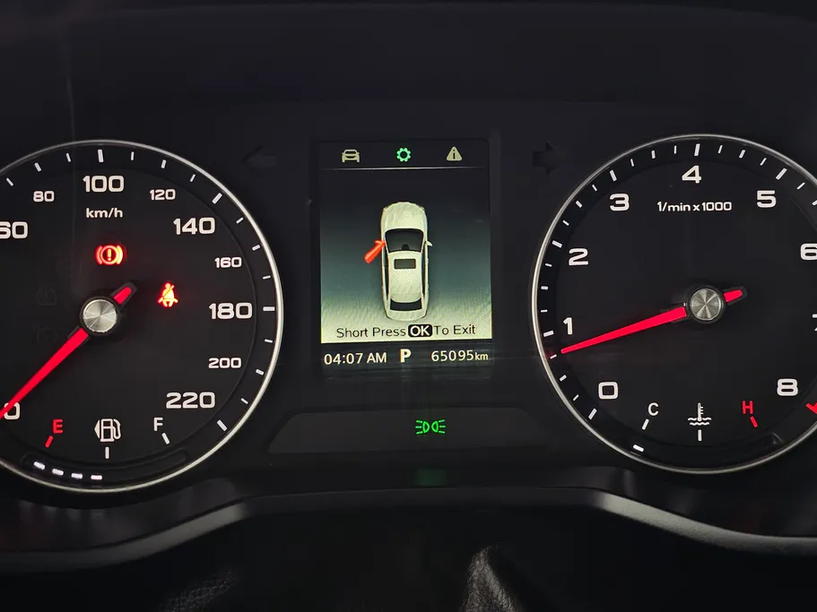 ام جي 5 COM 2022 