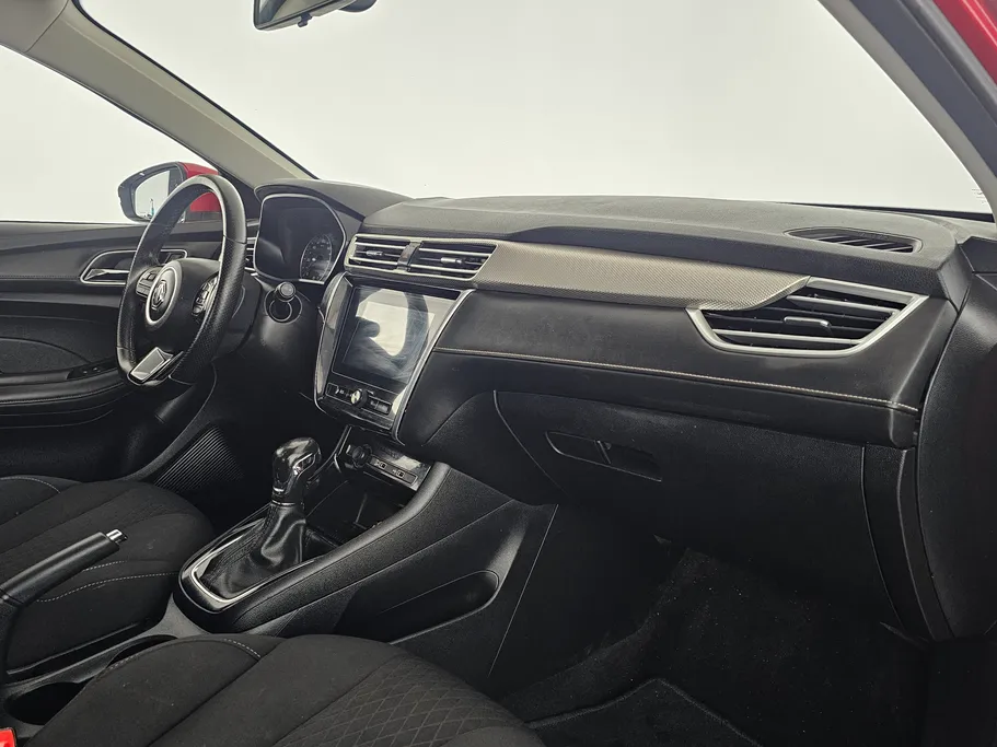 ام جي 5 COM 2022 