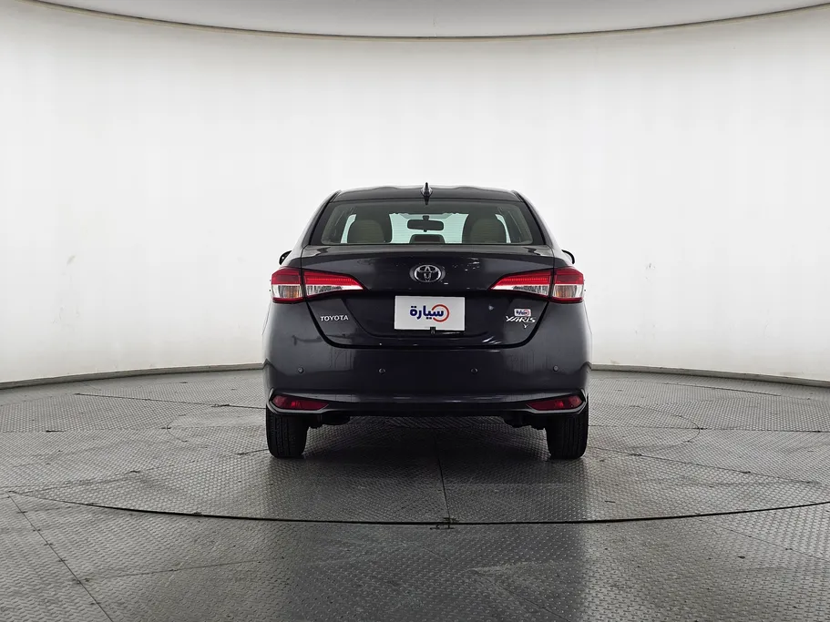 تويوتا يارس Y 2022 