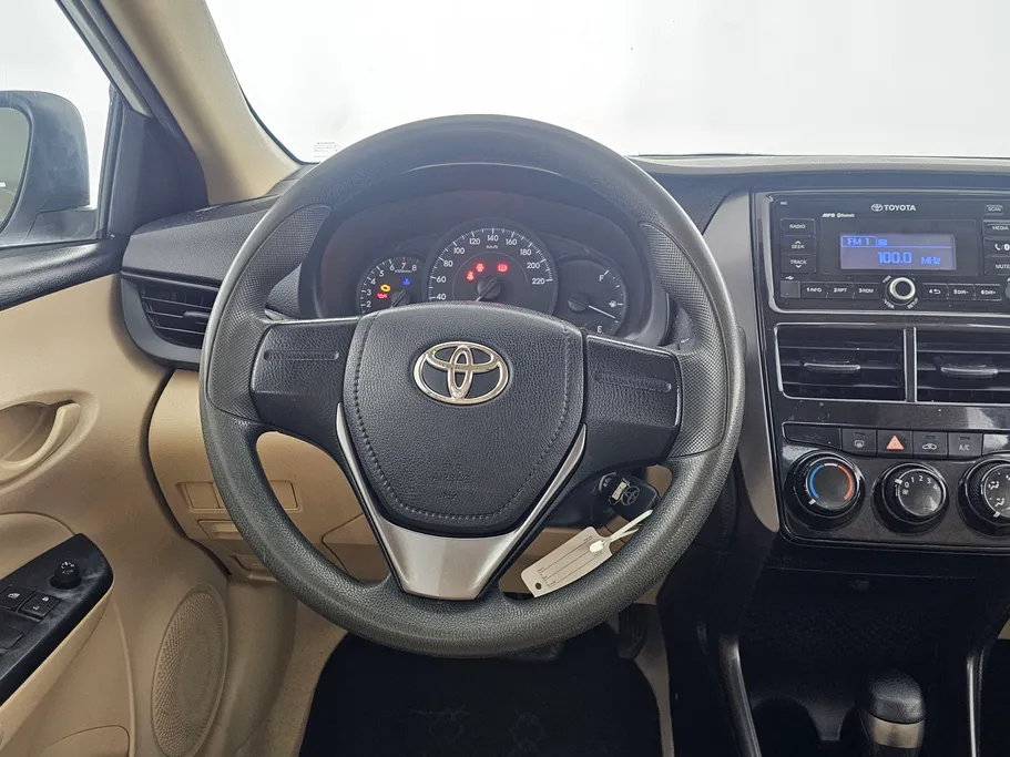 تويوتا يارس Y 2021 