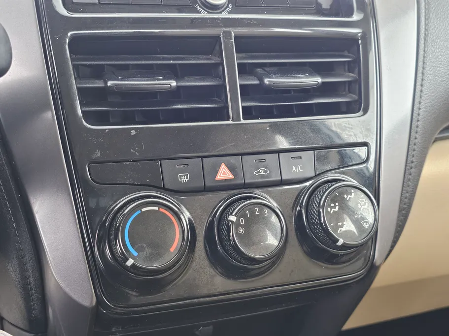 تويوتا يارس Y 2021 