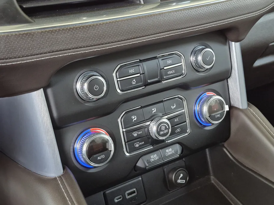 جي إم سي  يوكن SLT 2021 