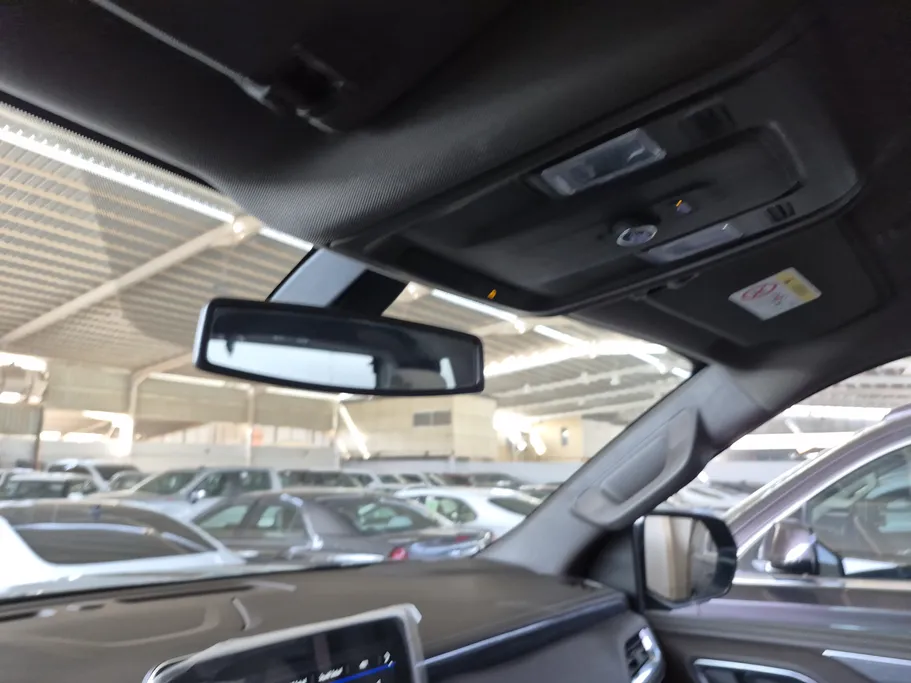 جي إم سي  يوكن SLT 2021 