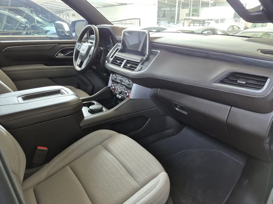 جي إم سي  يوكن SLT 2021 