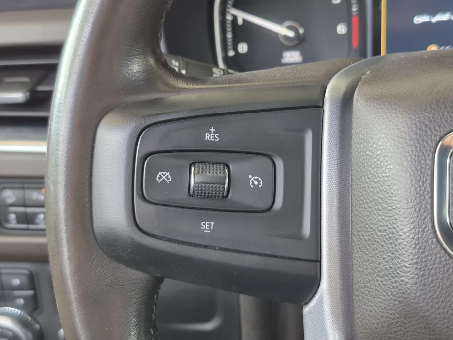 جي إم سي  يوكن SLT 2021 