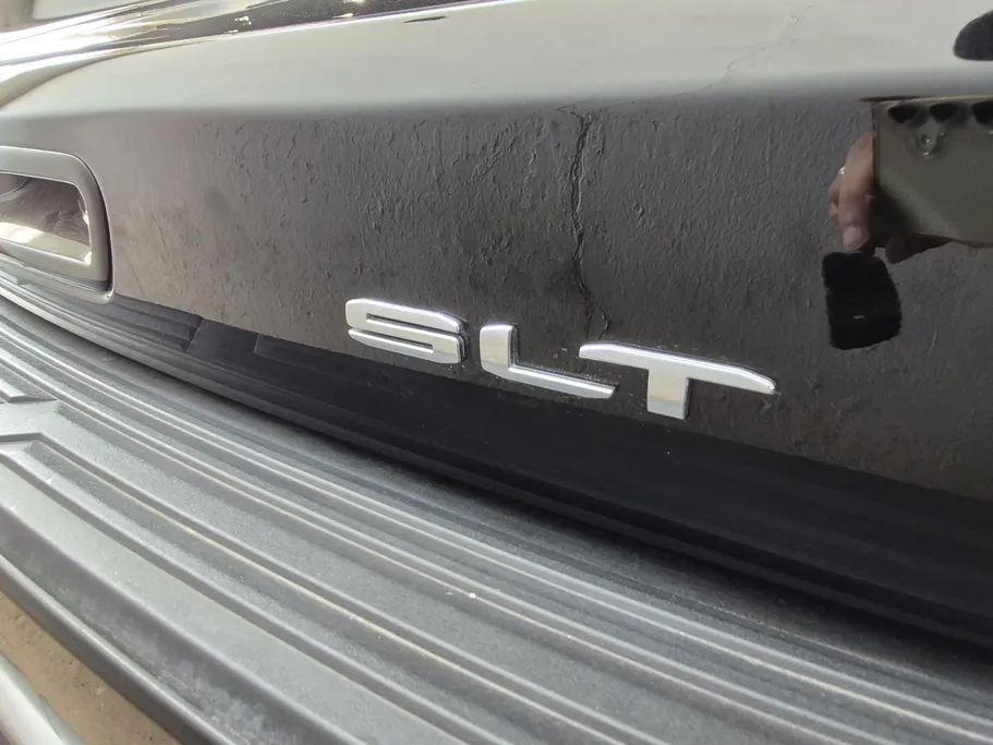 جي إم سي  يوكن SLT 2021 