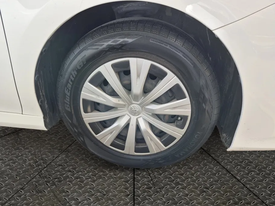 تويوتا كامري LE STD 2020 