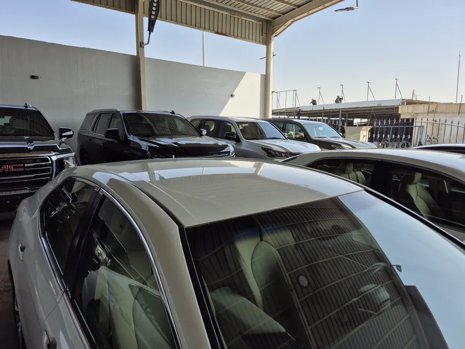 تويوتا كامري LE STD 2020 