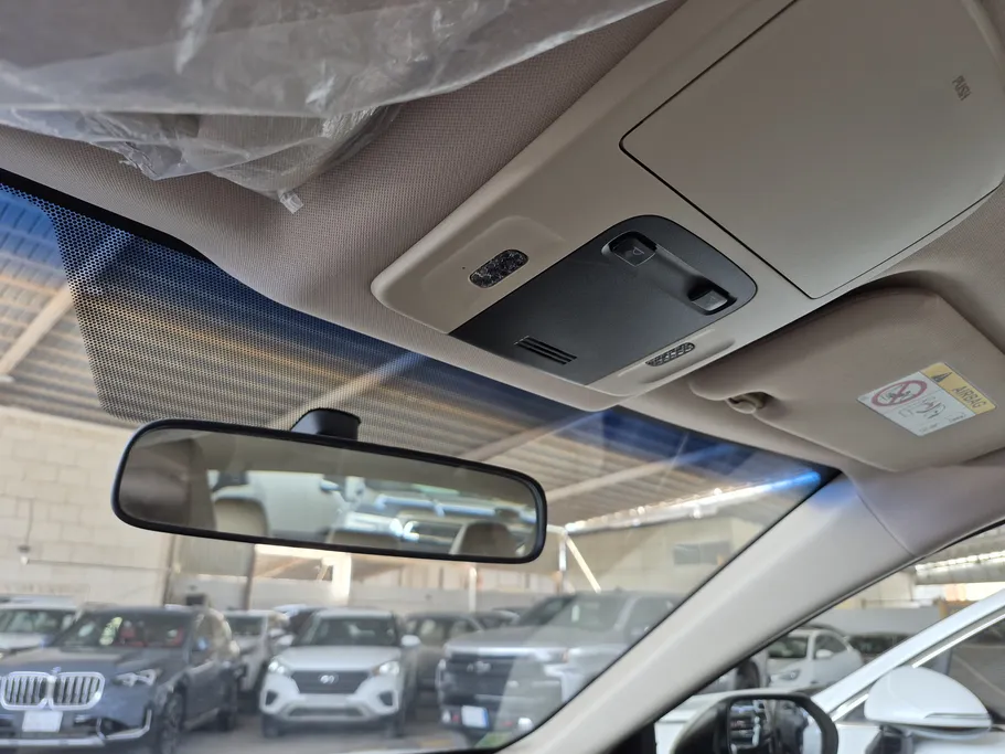 تويوتا كامري LE STD 2020 