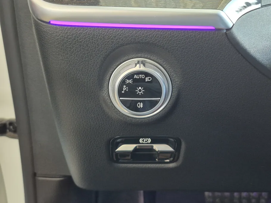 مرسيدس C 200 2023 