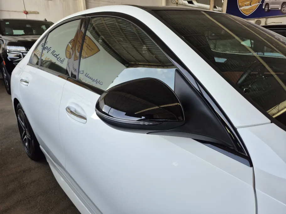 مرسيدس C 200 2023 