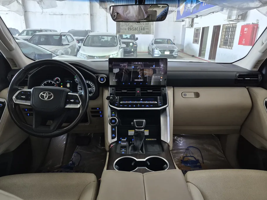 2024 Toyota Land Cruiser GXR4 