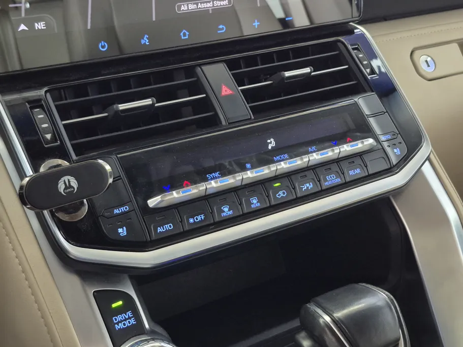 2024 Toyota Land Cruiser GXR4 