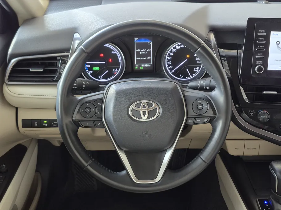 2022 Toyota Camry  GLE HEV  