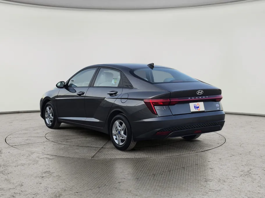 2024 Hyundai Accent Fleet 