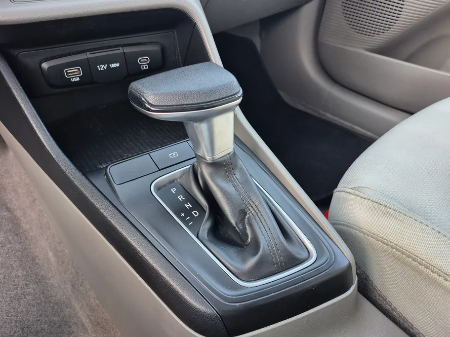 2024 Hyundai Accent Fleet 