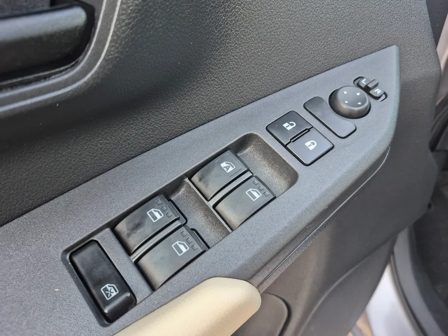 تويوتا يارس Y 2024 