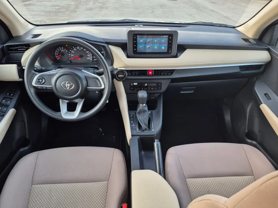 تويوتا يارس Y 2024 