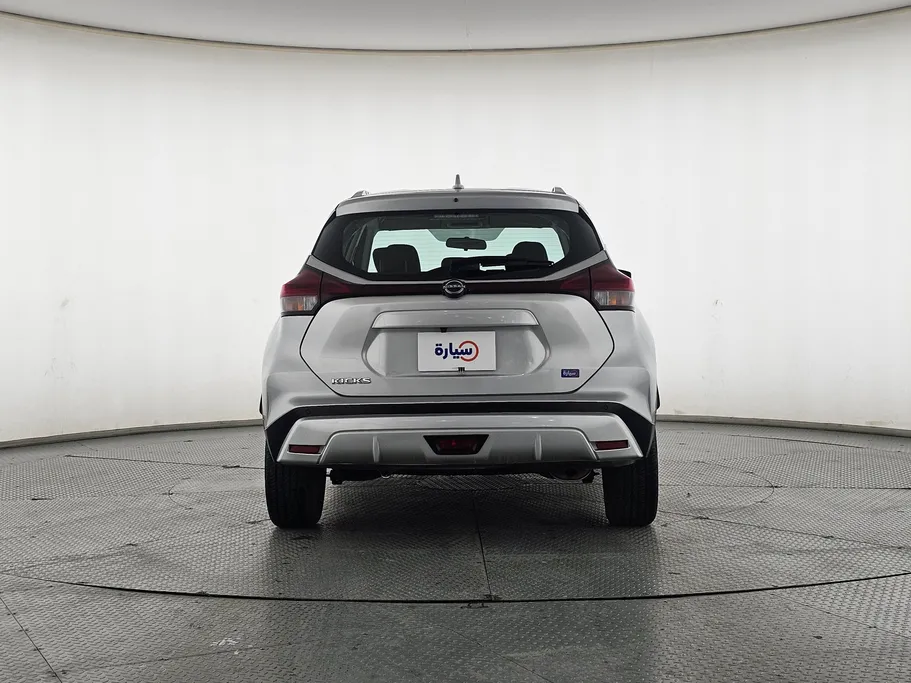 2024 Nissan Kicks S 