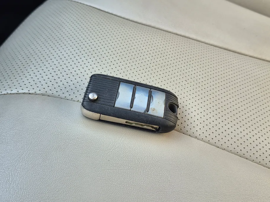 ام جي 5 LUX 2023 