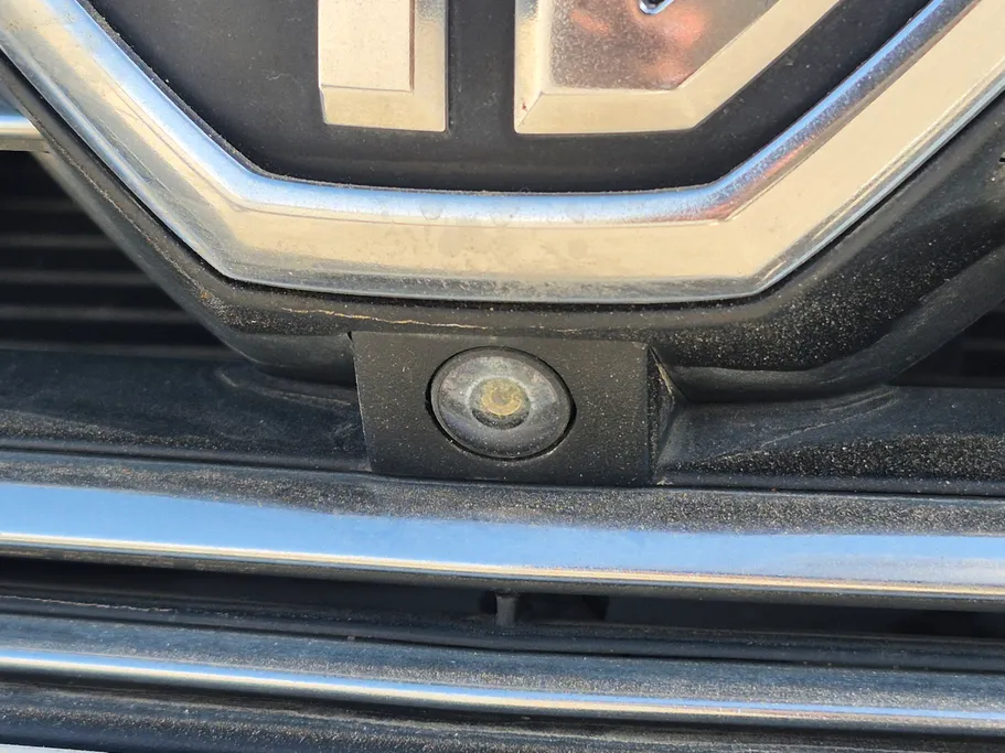 ام جي 5 LUX 2023 