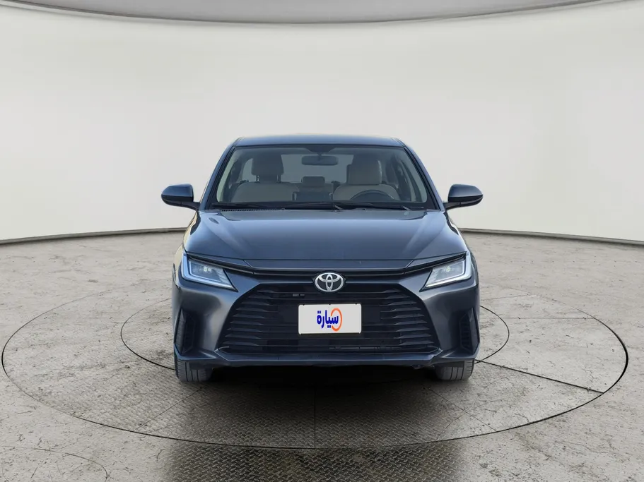 2024 Toyota Yaris  Y 