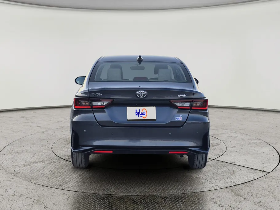 2024 Toyota Yaris  Y 