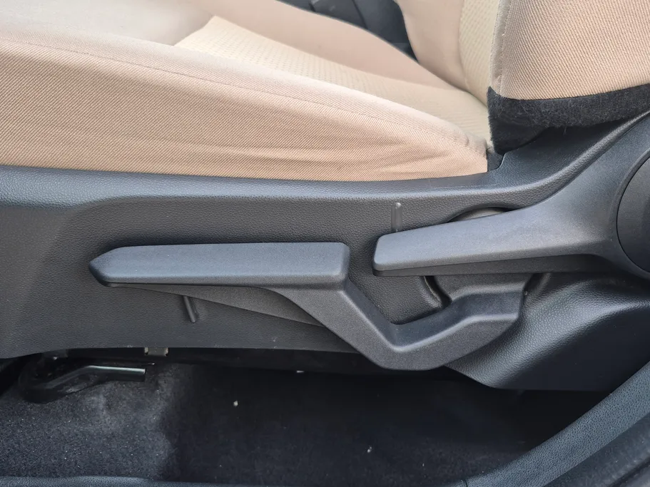 2024 Toyota Yaris  Y 