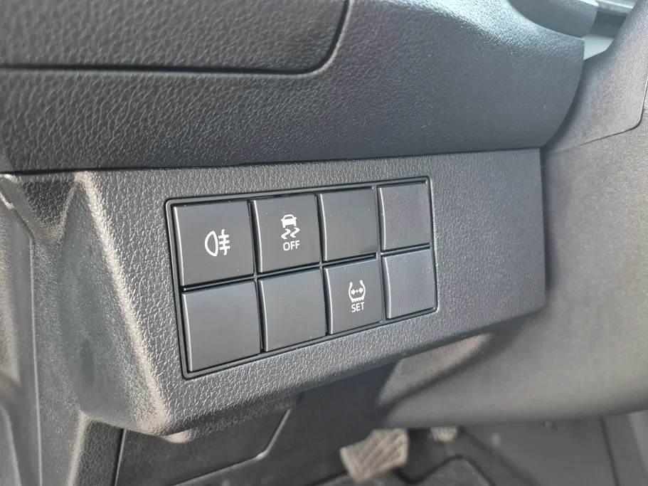 2024 Toyota Yaris  Y 