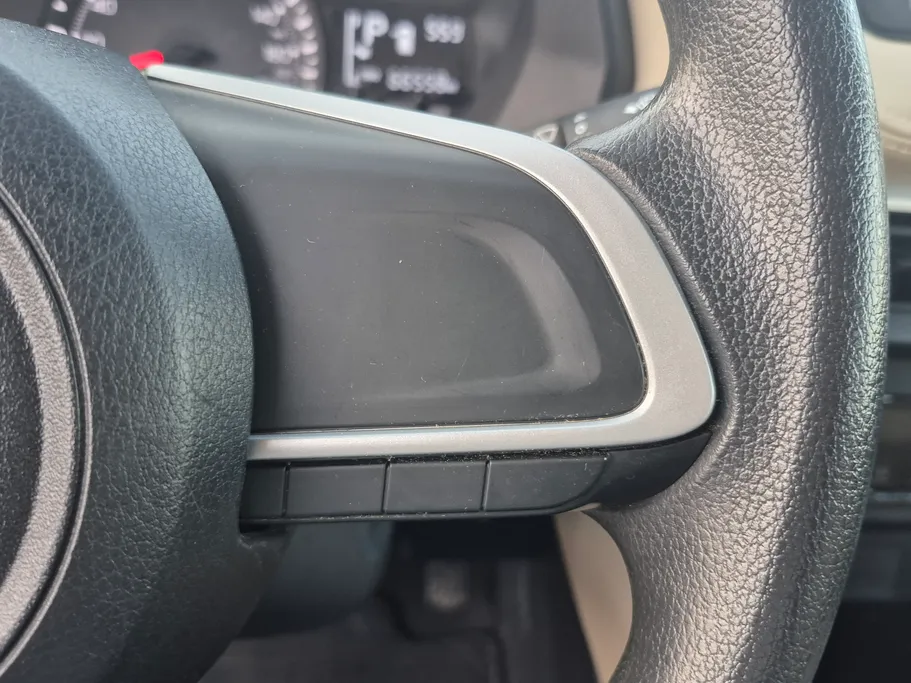 2024 Toyota Yaris  Y 