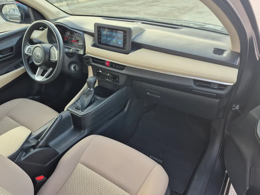 2024 Toyota Yaris  Y 