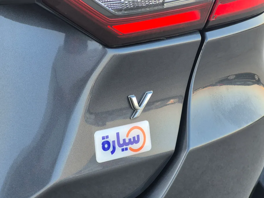 2024 Toyota Yaris  Y 