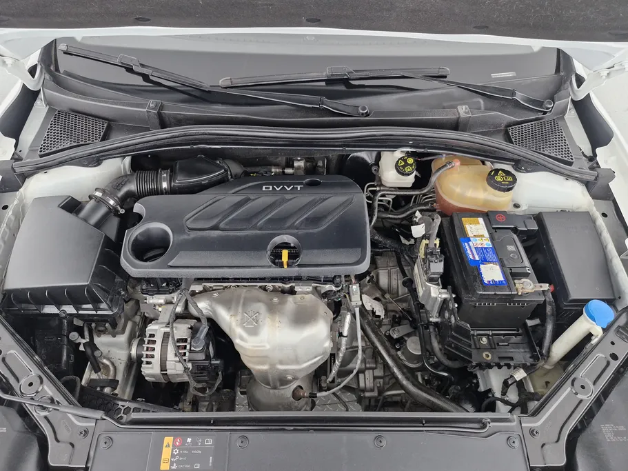 ام جي 5 LUX 2023 