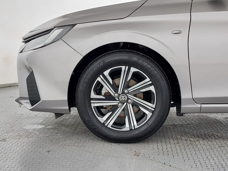 تويوتا يارس Y Plus 2024 