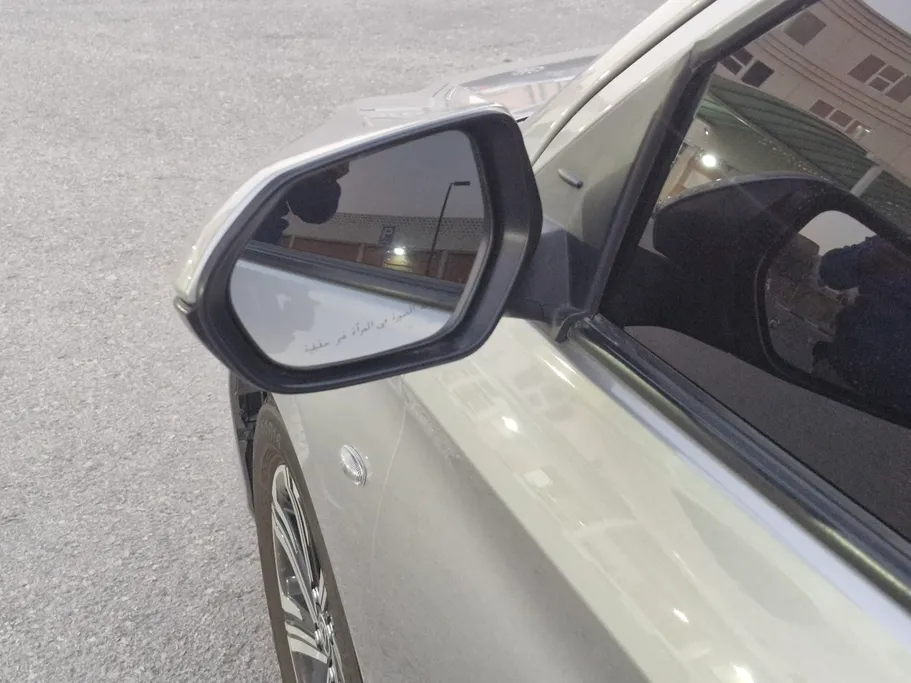 تويوتا يارس Y Plus 2024 