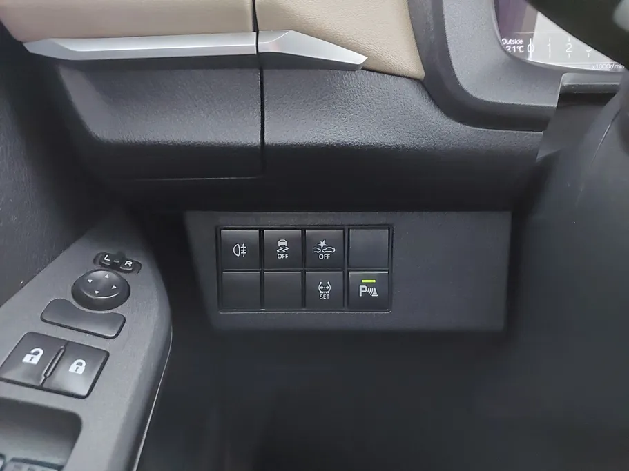 تويوتا يارس Y Plus 2024 