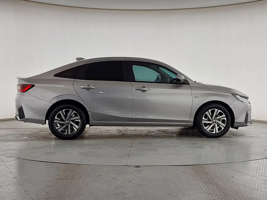 تويوتا يارس Y Plus 2024 