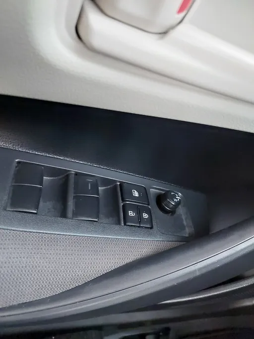 تويوتا كورولا XLI 2025 