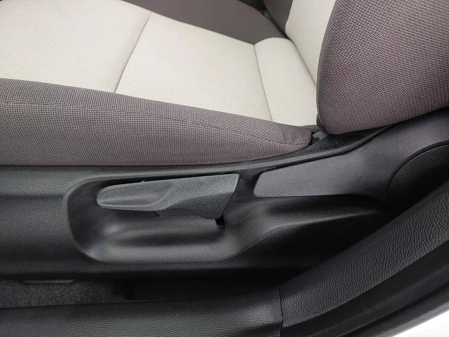 تويوتا كورولا XLI 2025 